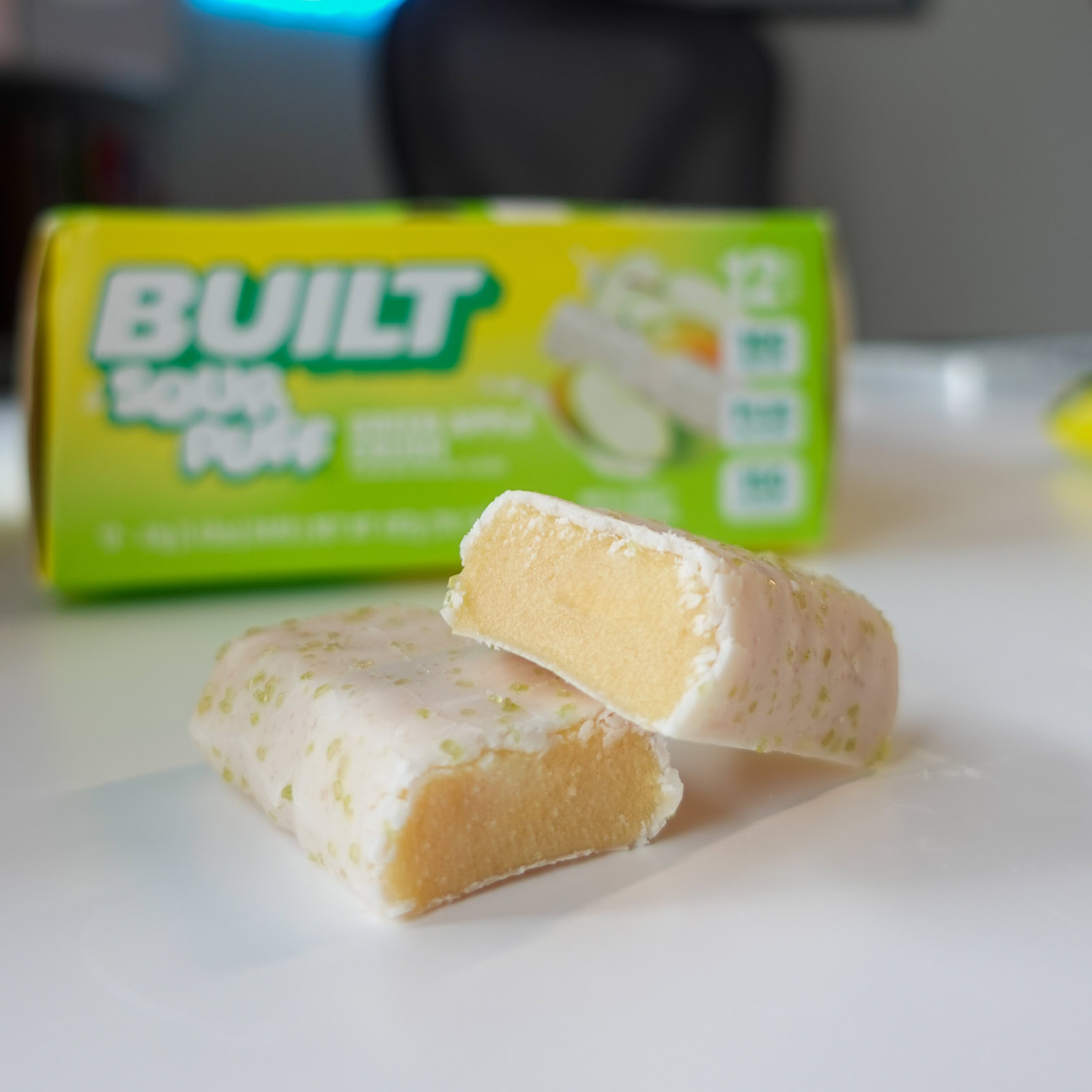 Apple sour puff bar