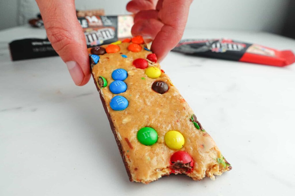 M&M protein bar