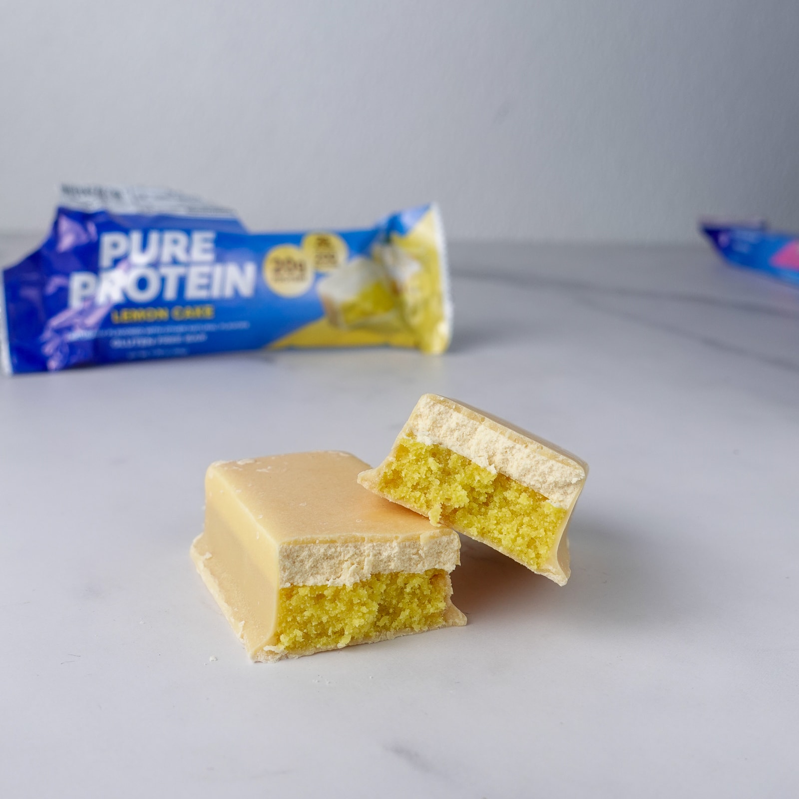 Lemon cake bar