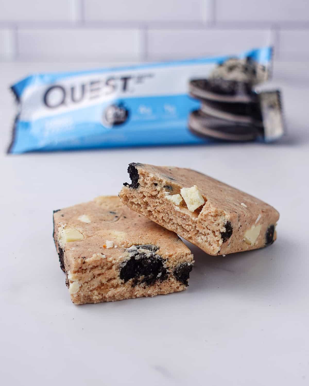 Cookies and cream Quest bar